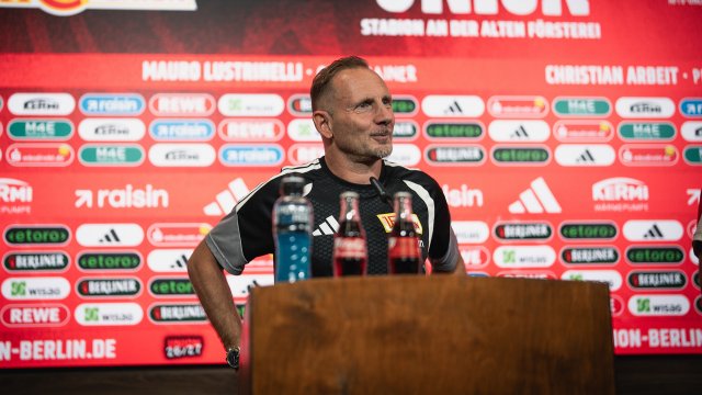 LIVE | Pressekonferenz vor Bayern