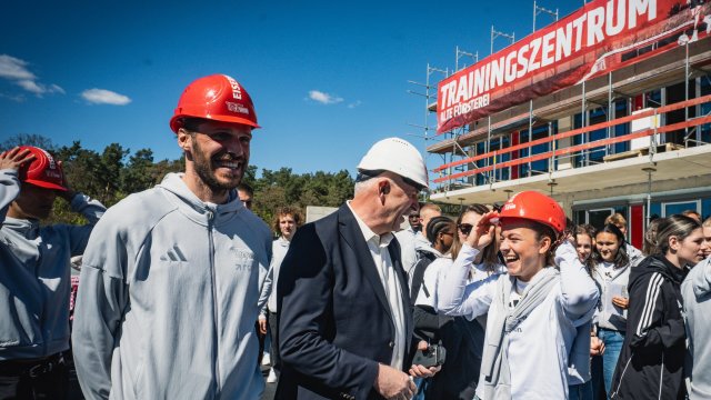 Update | Richtfest Trainingszentrum