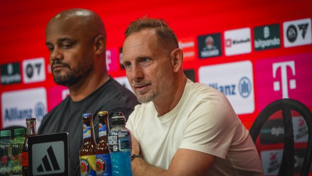 Pressekonferenz nach dem Spiel | FC Bayern München - 1. FC Union Berlin